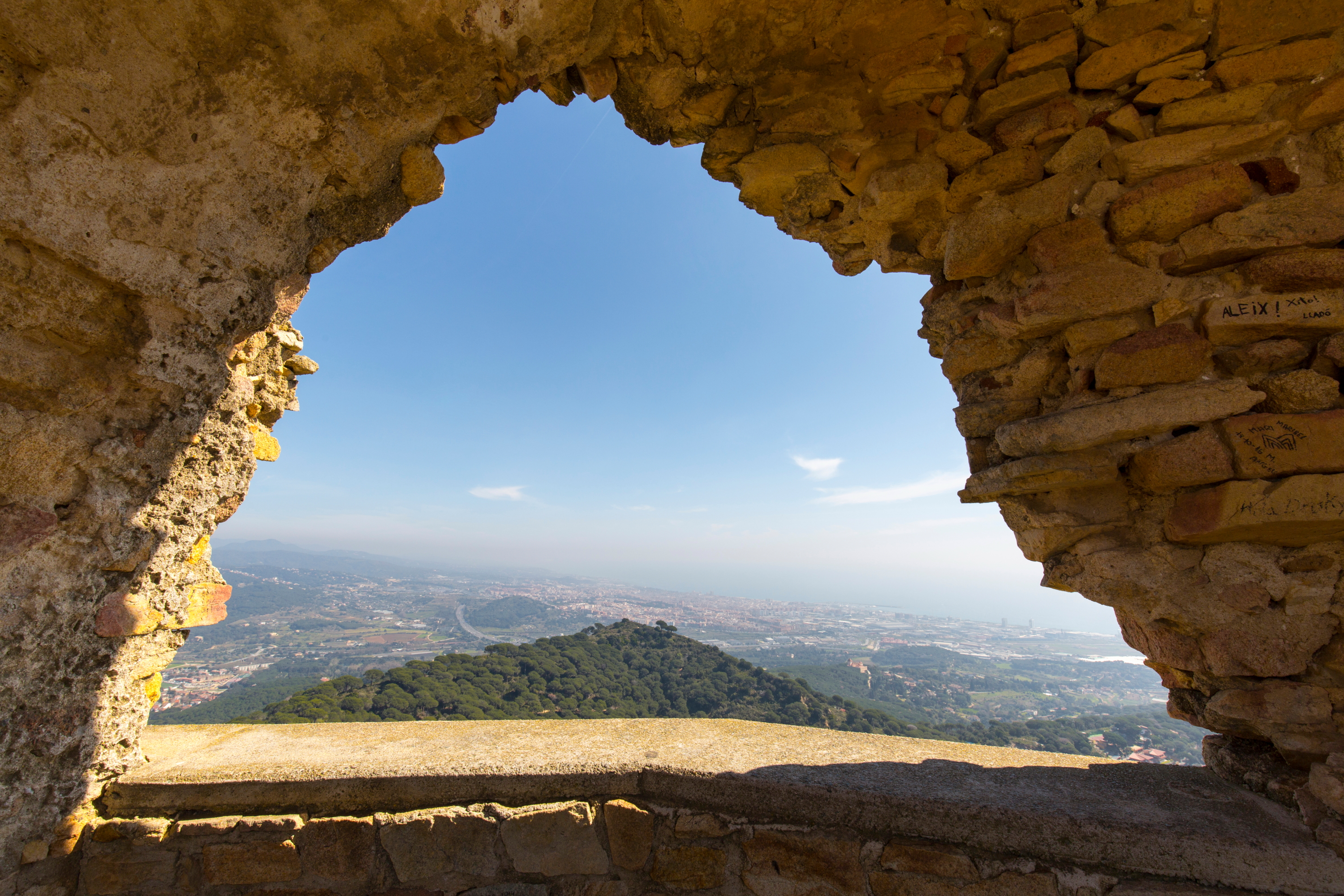 Vistes des del Castell de Burriac